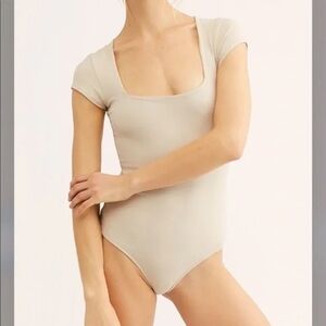 NWT House of Harlow Nude Bodysuit Size M